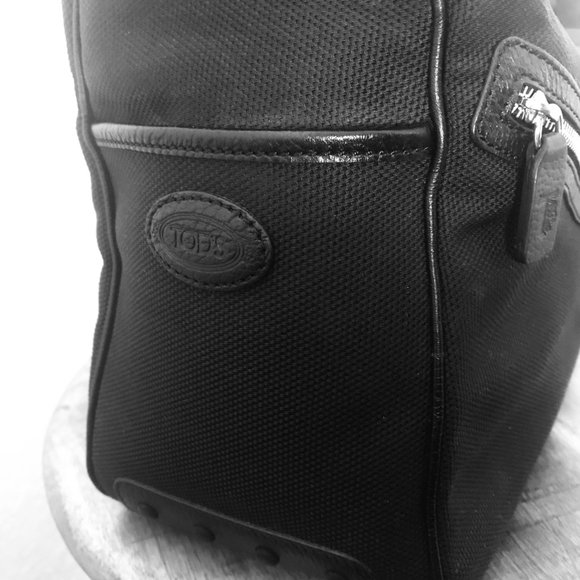 Rare TOD’S Miky Black Canvas Shoulder Bag - Picture 1 of 8